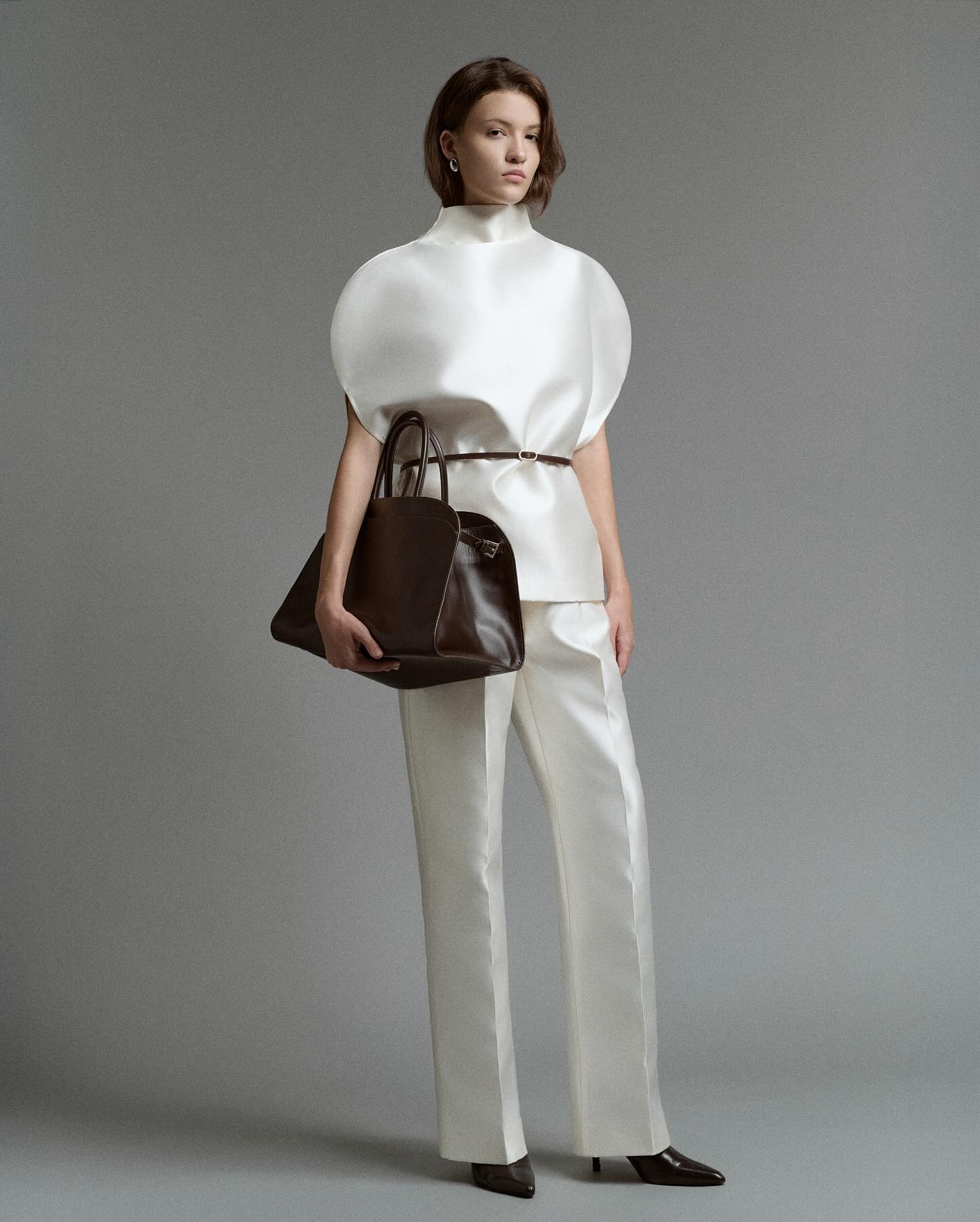 White Sculptural Knit Top _ BOTTOM
